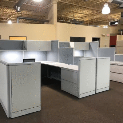 631f90973ba14061f19e4741_gen2 avenir, u-shape, workstation, overhead bin, shelf 2 631f90973ba14061f19e4741_gen2 avenir, u-shape, workstation, overhead bin, shelf 2